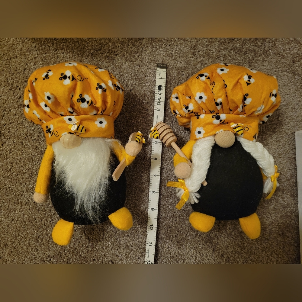 EUC Slopehill sweet as Honey, HoneyBee chef Gnomes 🍯 - Picture 2 of 5